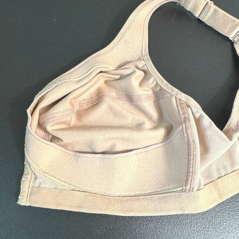Glamorise MagicLift Wirefree Posture Front Closure Full Coverage‎ Bra Beige 44DD
